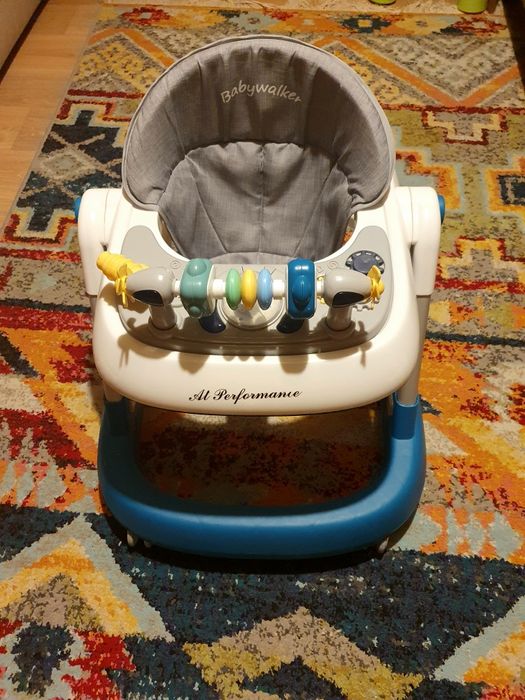 Premergator 3 in 1, functie de masuta, premergator si antemergator