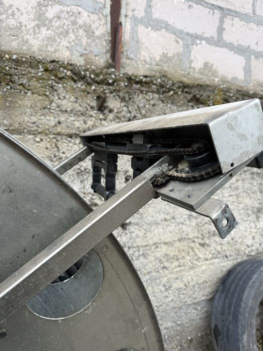 Продавам Маркучи за канал