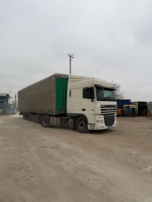 Тягач фура с прицепом DAF XF 105