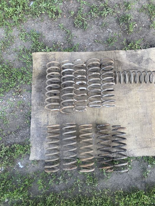 Продам задние- передние пружины жигули ваз