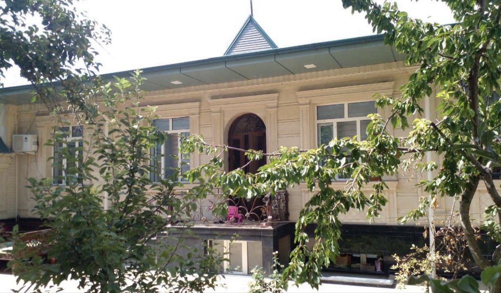 Срочно продаётся дом 4,8 сотих, Яккасарайском р-н,  (Братские могилы)