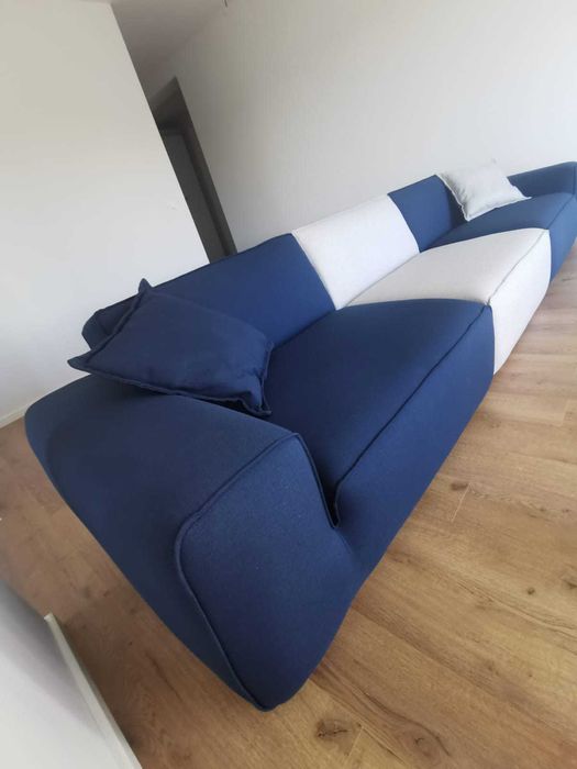 Vând canapea , produs nou