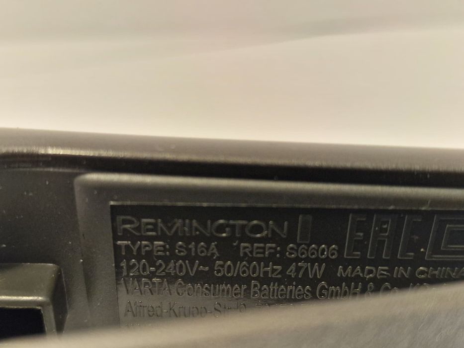 Placă de păr Remington S6606 Curl & Straight Confidence – stare bună