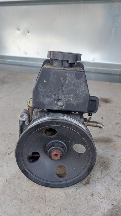 Хидравлична Помпа за мерцедес W203, W210, W208