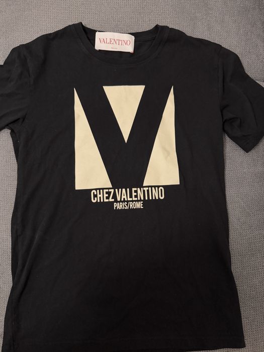 тениски ,топ и блузка