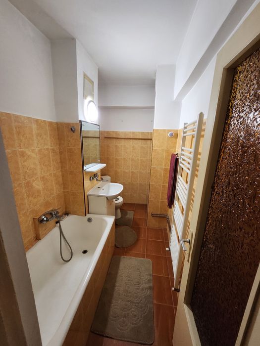 Inchiriez apartament ultracentral