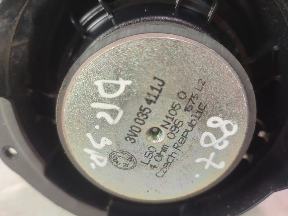 Boxa difuzor 3v0035411j Skoda Karoq 1 [2017 - 2020] 1.5 tfsi DXDB