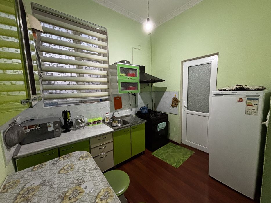 Урганч тумани Трансгаз ёнида котедж сотилади