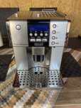 Aparat de cafea DeLonghi Primadonna