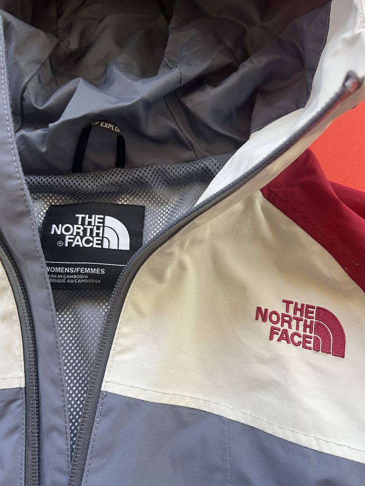 The North Face : DryVent Jacket S / Оригинал
