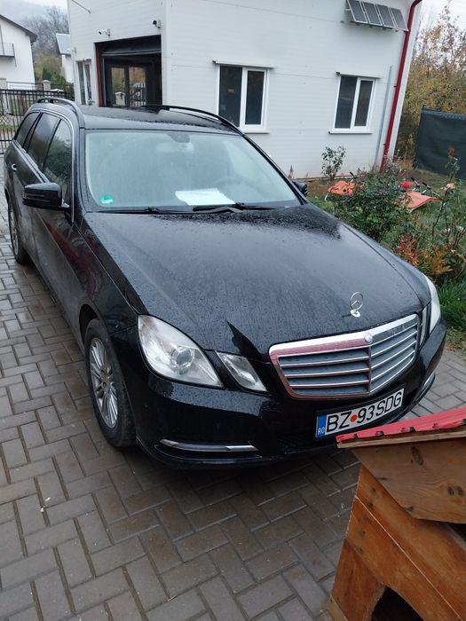 Mercedes E200 W212