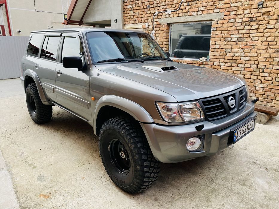 Nissan pattol y61 3.0 model USA Autoutilitara 5 locuri