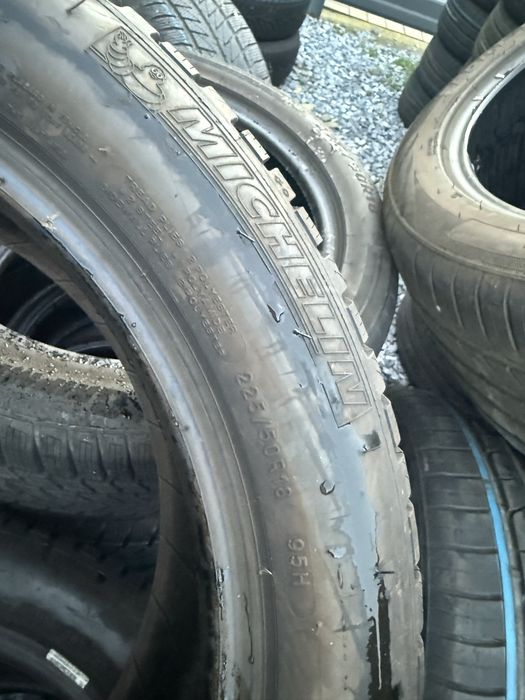 Anvelope de iarna 225/50 R18