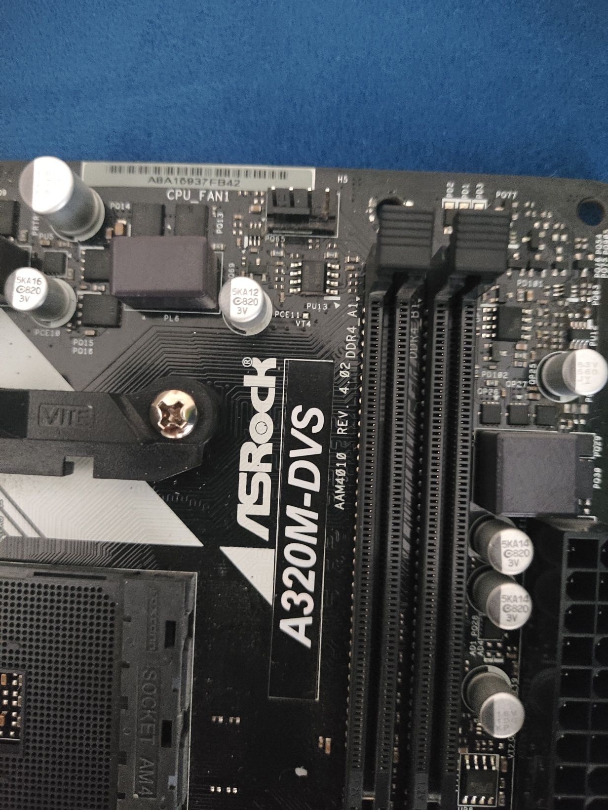 ASRock A320M-DVS Продам срочно