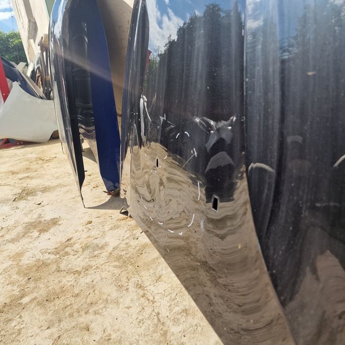 Volvo V40 2019 от 2012 преден капак