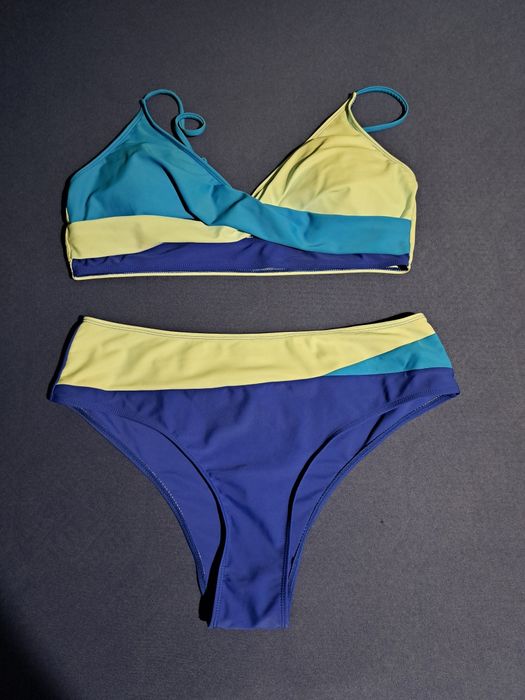 Costum de baie mărime mare