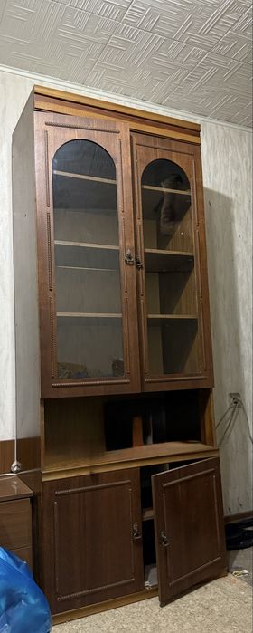 Продаем стенку советскую