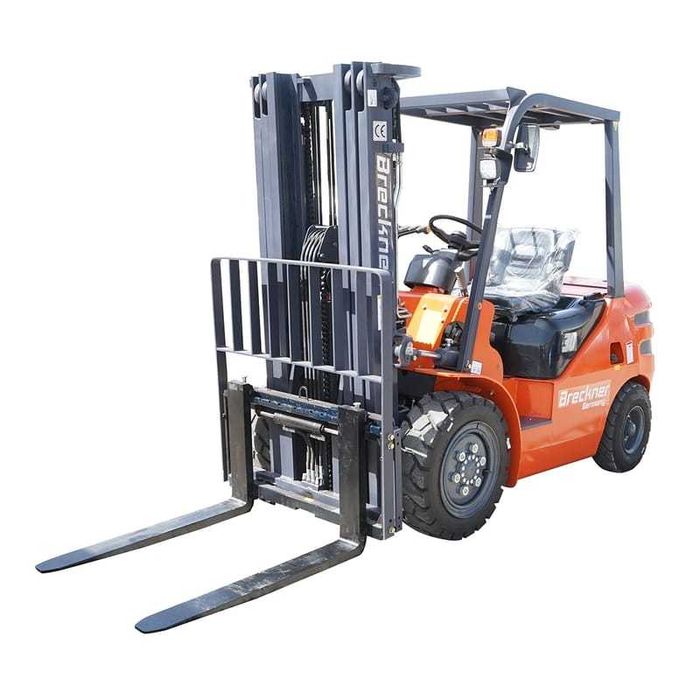 Vand Motostivuitor 3.5 Tone, 130 ore functionare, an fabricatie 2021