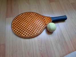 Rachetă de tenis + minge