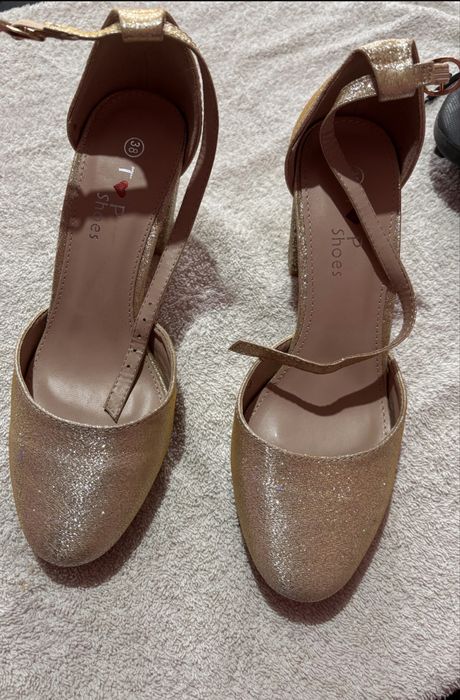 pantofi eleganti