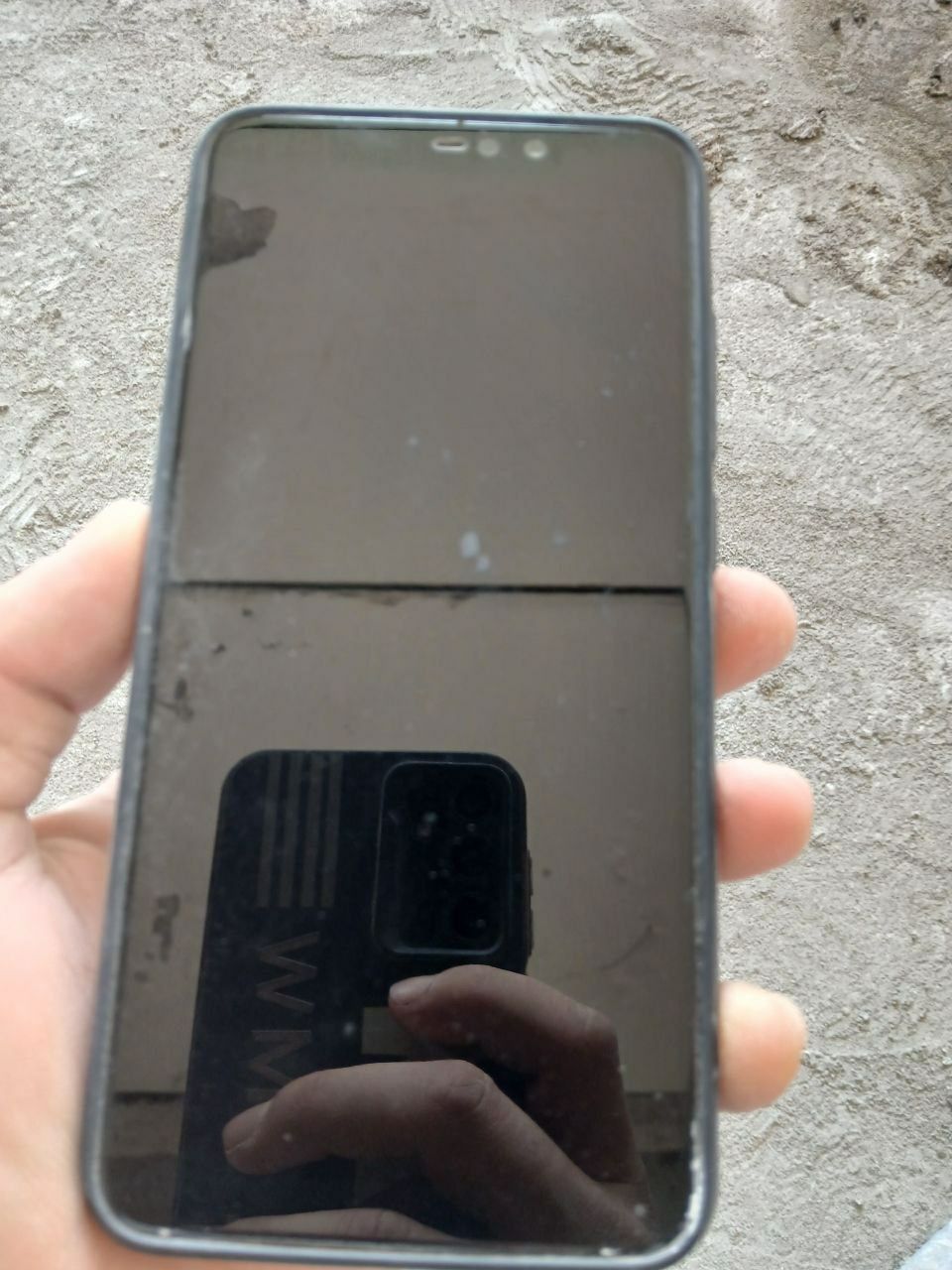 Redmi Not 6 pro telefon  4.64 xotra Dakument karopka yoq pasprt Kopia