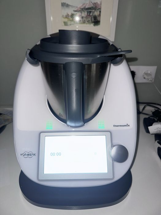 Thermomix 6 cu suport si cutter incluse + garantie valabila