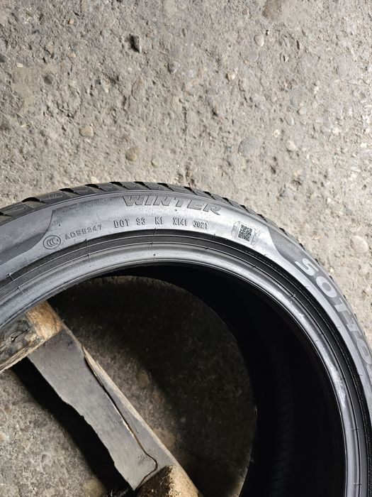 4 anvelope iarna 225 45 18 Pirelli Runflat 2021