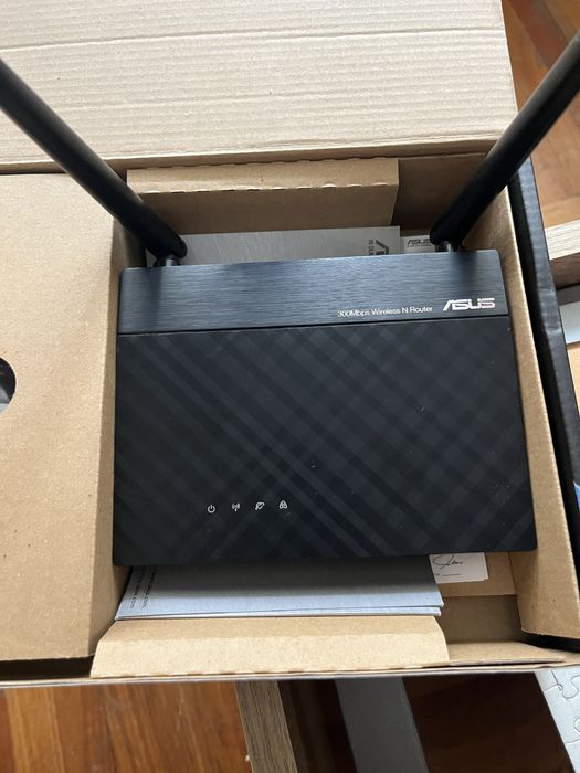 Рутер Asus Wireless-N300 RT-N12