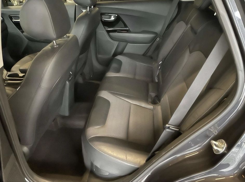 Kia Niro 2017 1.6 hybrid - 162000km carte service