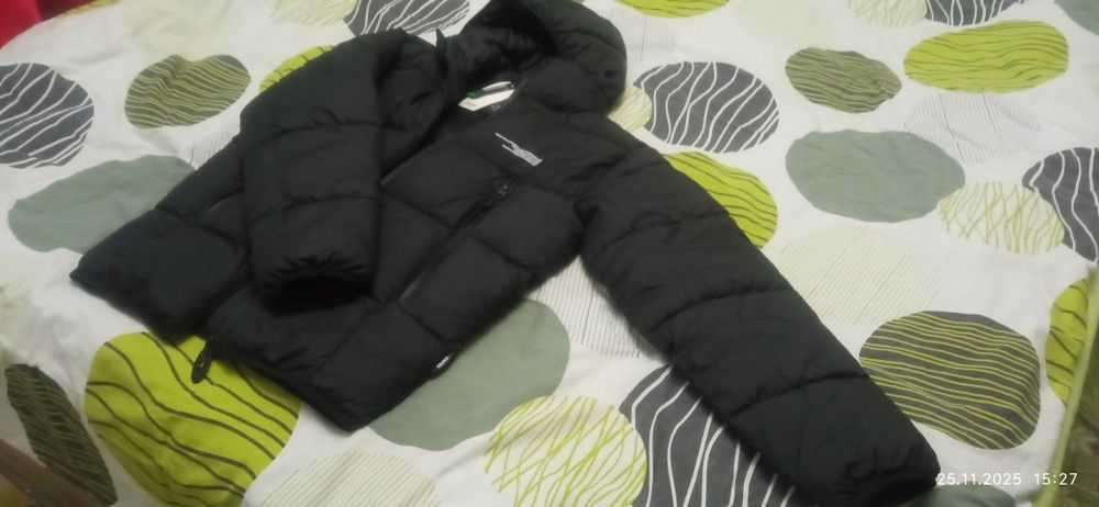 Мъжко зимно яке! С етикета! Чисто ново!