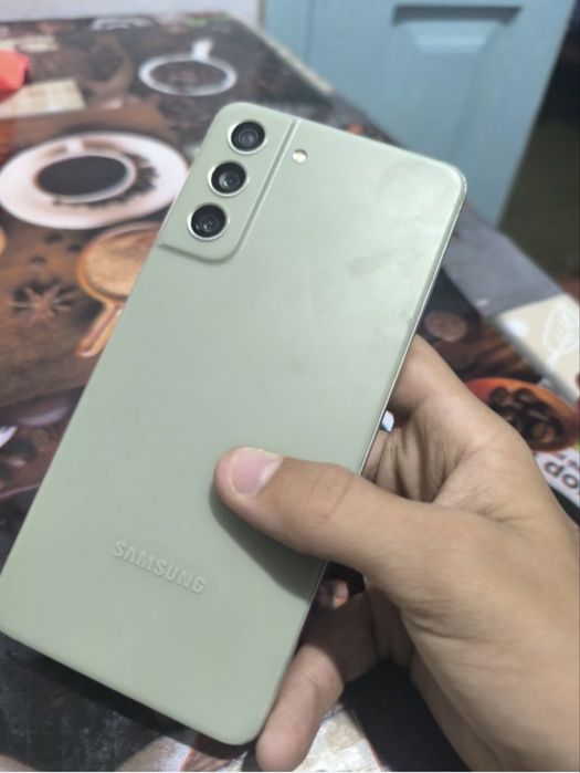 samsung S 21Fe 256гб продам