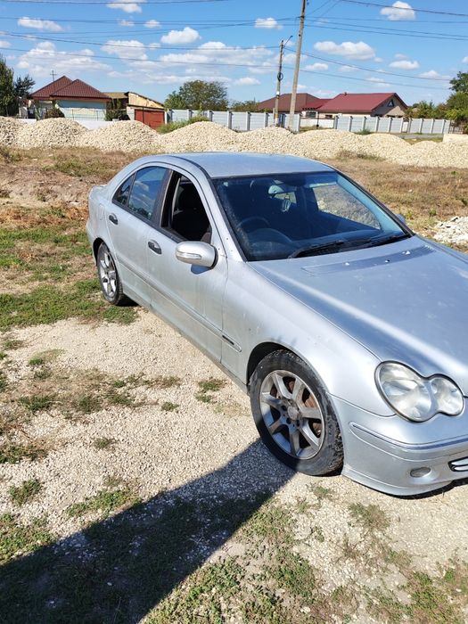 Mercedes Benz C220
