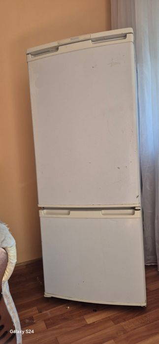 Холодильник бирюса