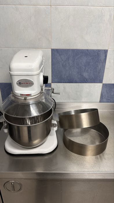 Планетарен миксер 7литра