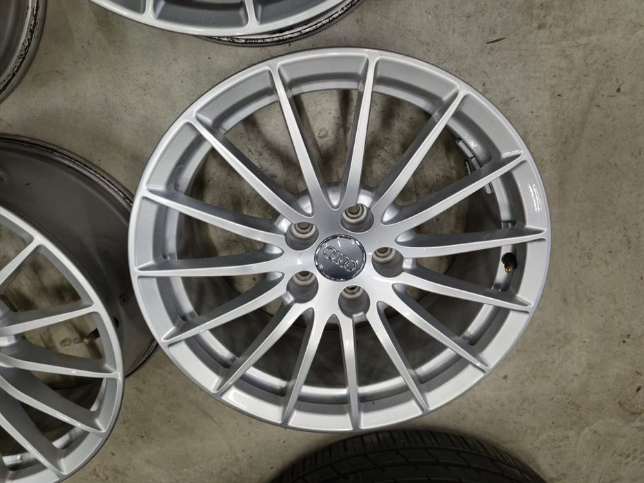 Jante Audi A5 A4 A6 R17 originale stare foarte buna/ Vw / Skoda / Seat