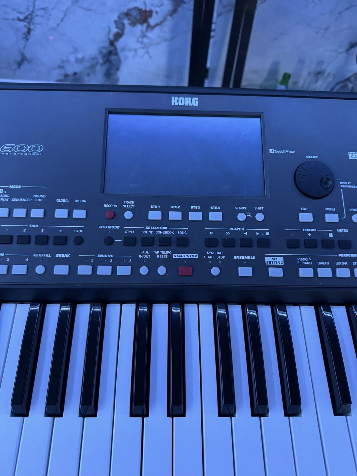 Корг па 600 Korg pa600 нов