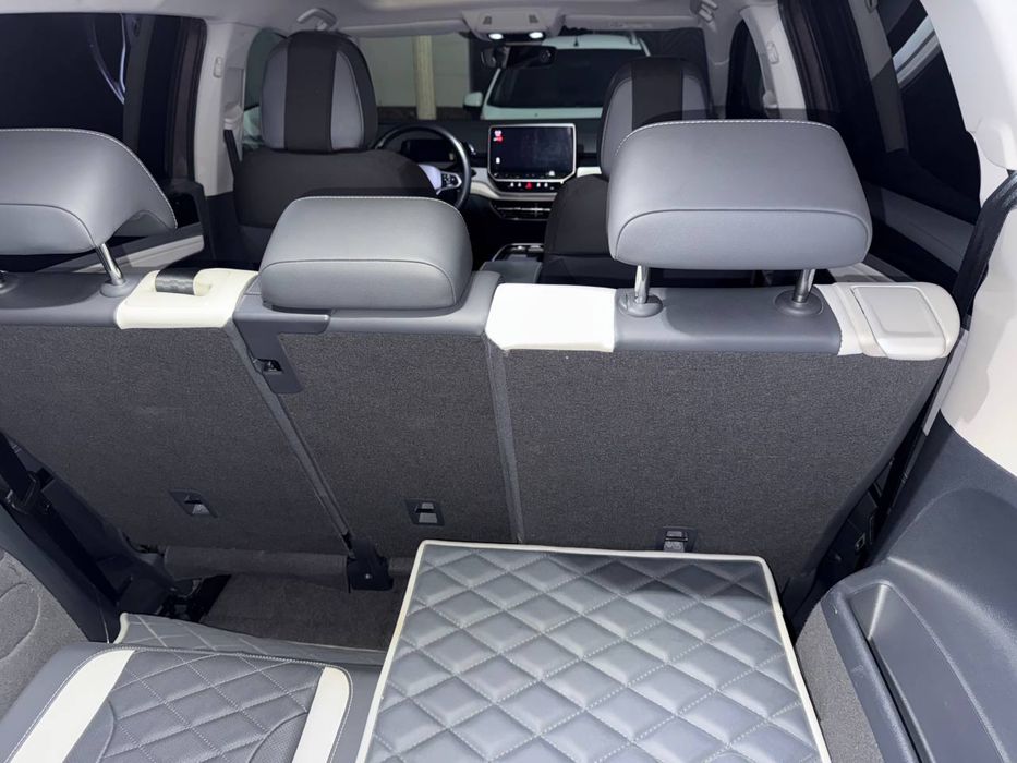 Volkswagen ID 6 Pro 2022 yil