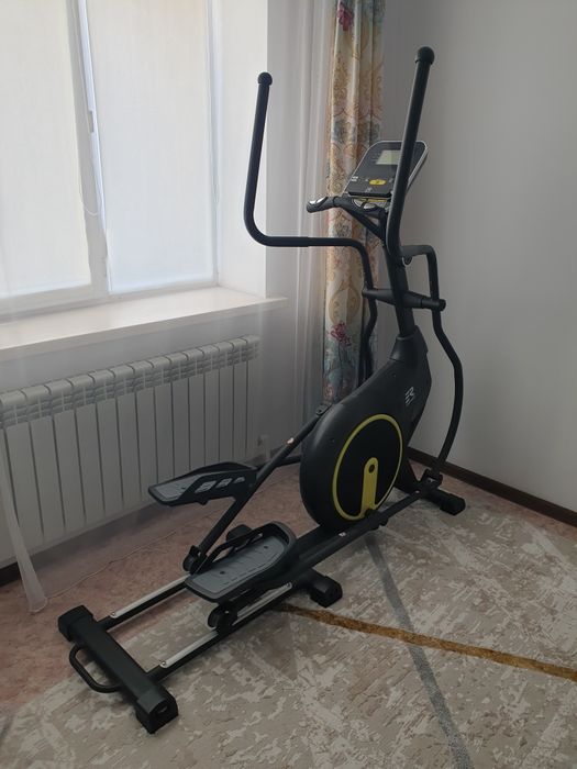 Эллипс тренажёрный