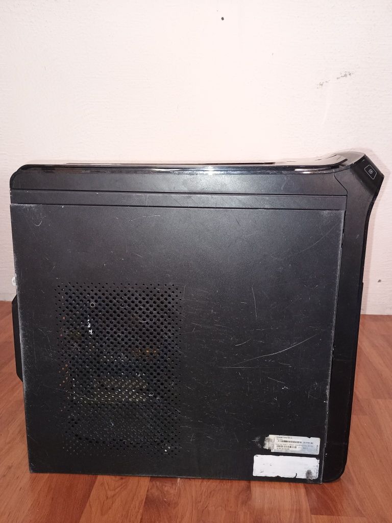 Компютърна кутия Packard bell