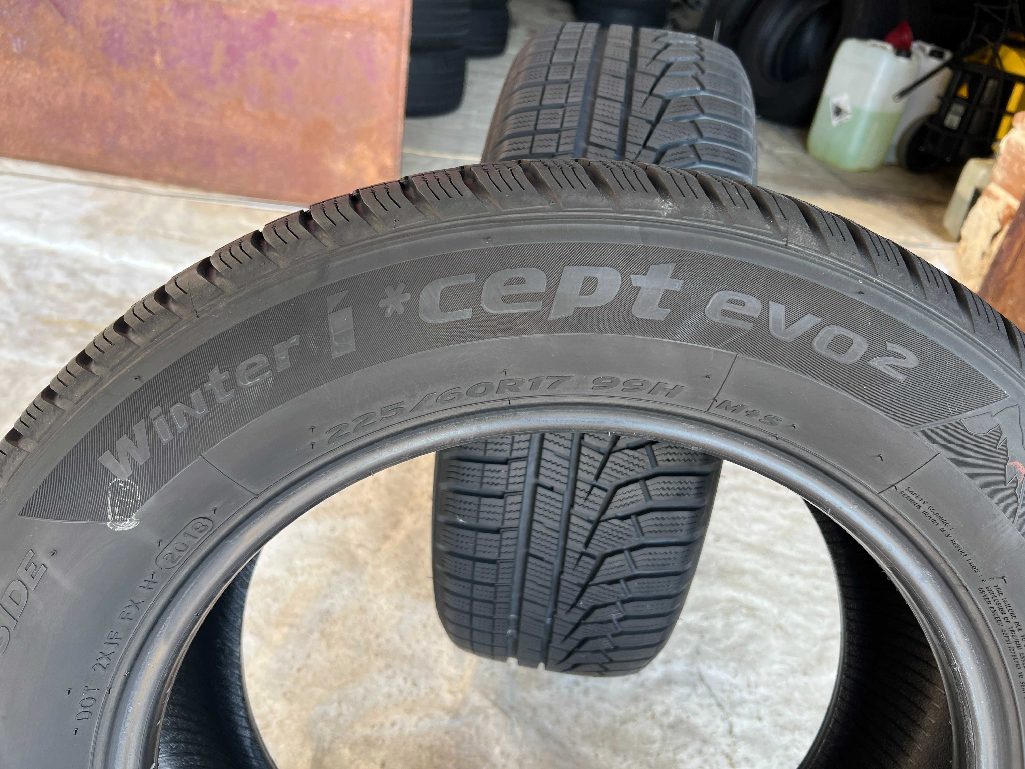 2 зимни гуми 225/60R17 Hankook Winter I*Cept evo 2 99H M+S 3PMFS