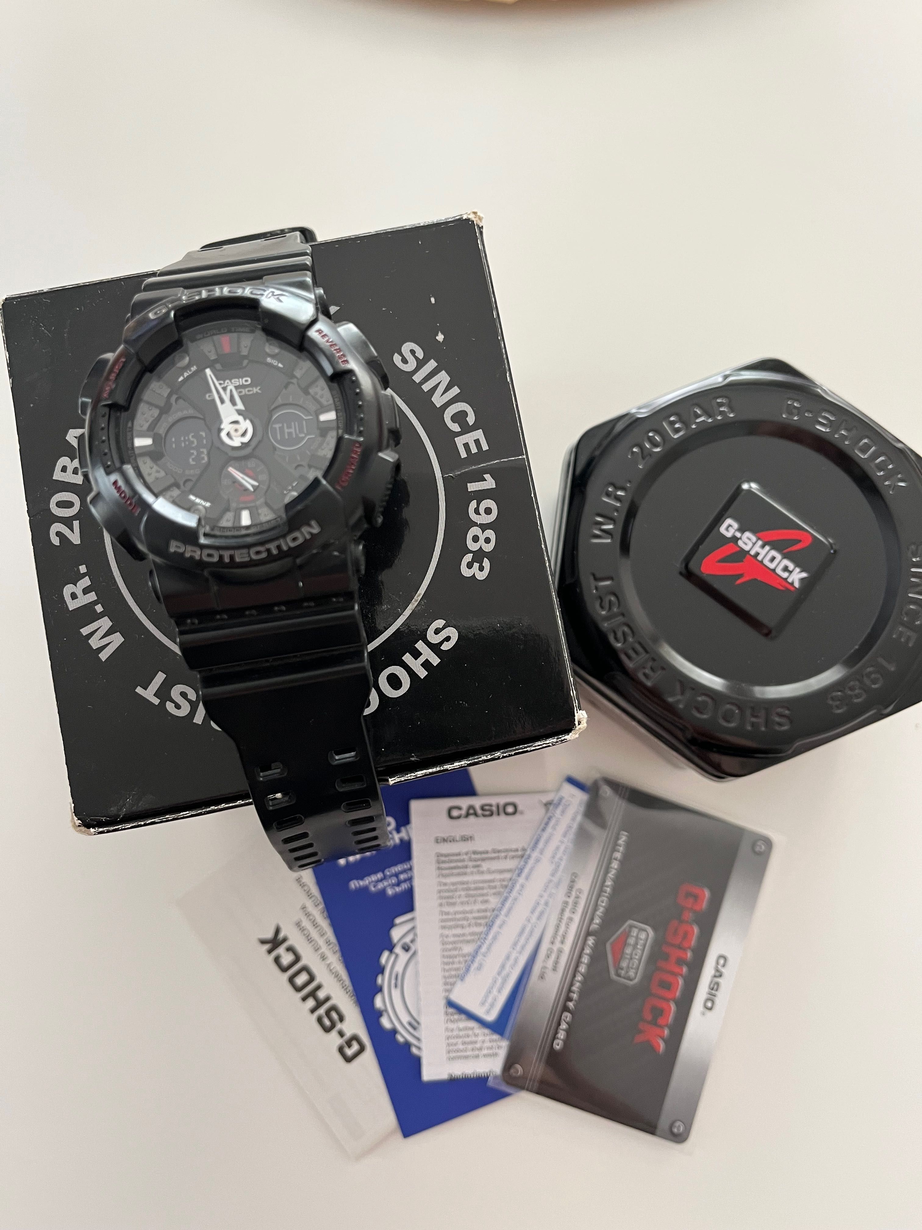 Продавам часовник Casio G-Shock-5229