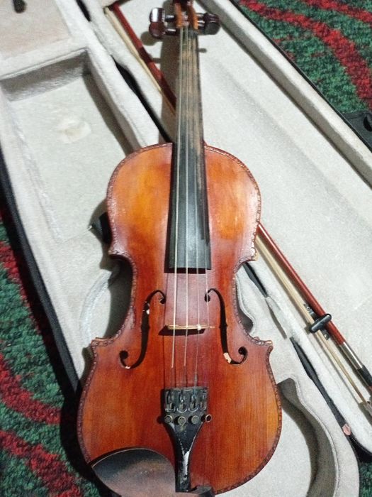 Skripka 4/4 ishlatilgan