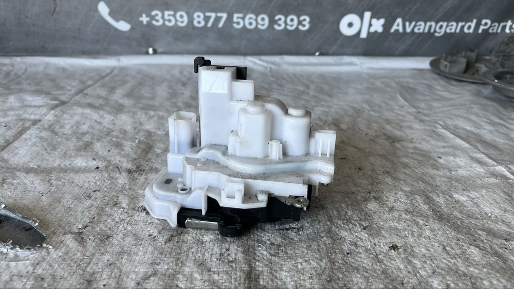 Fiat Doblo Cargo брава за дясна плъзгаща се врата