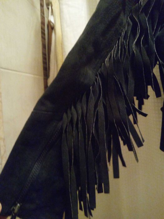 Дамско велурено "рокерско" яке с ресни