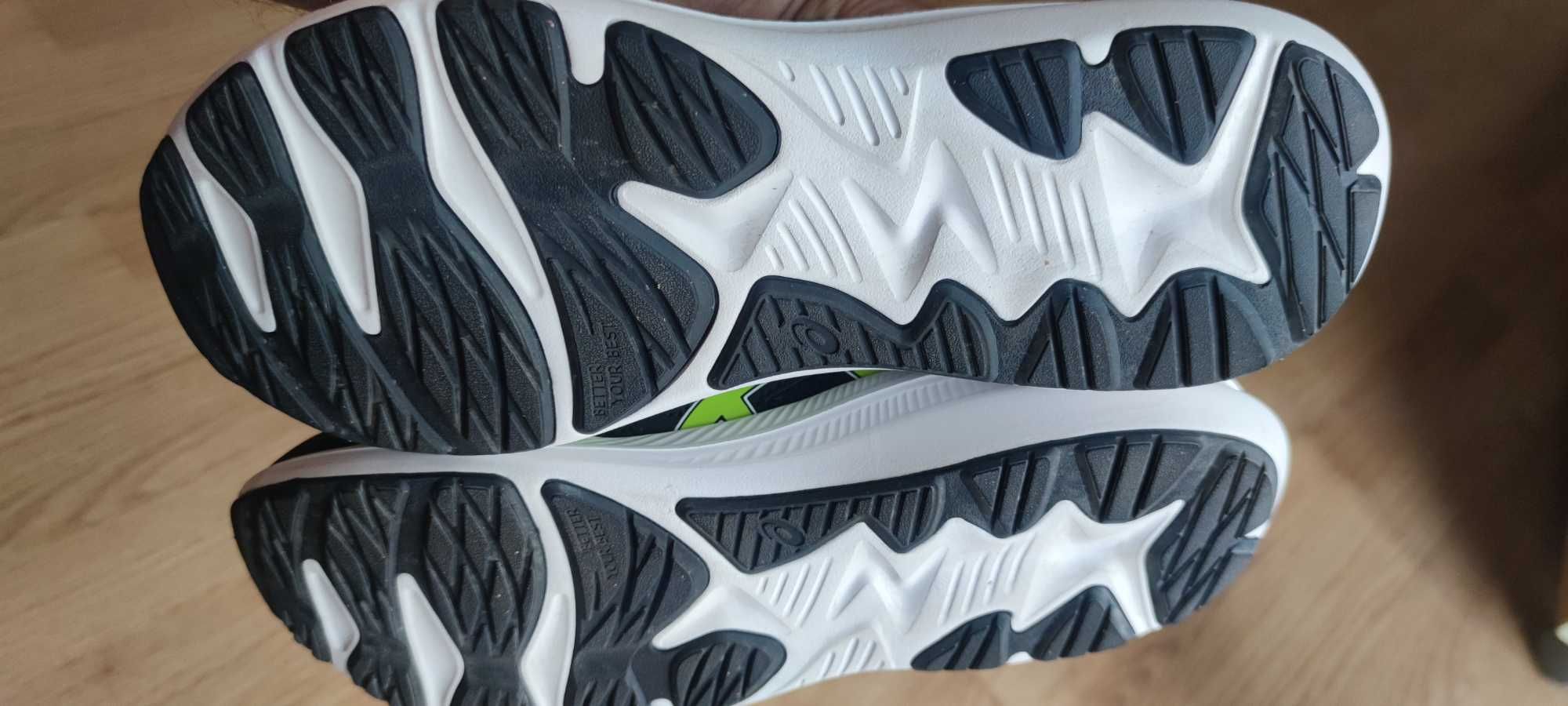 Нови Маратонки ASICS