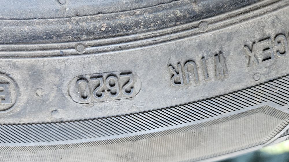 2бр гуми 175 65 14 барум