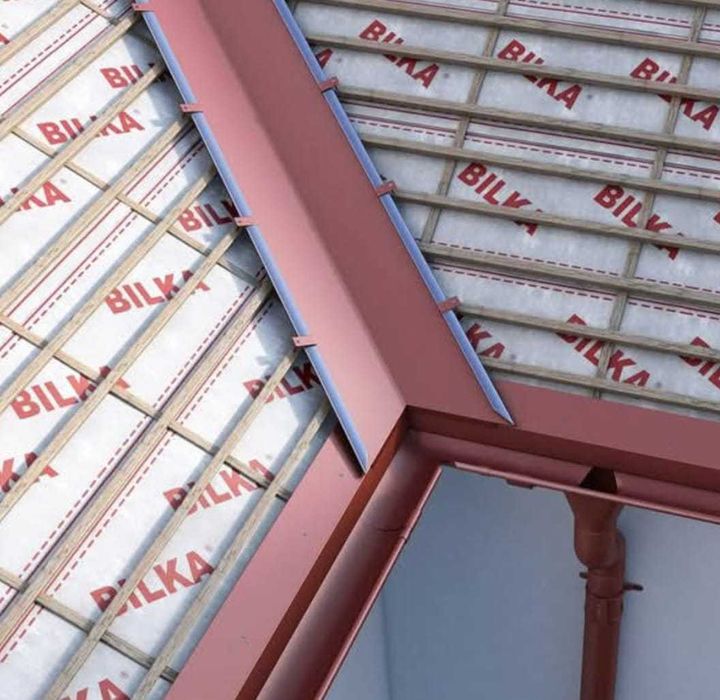 Dulgherii montaj tigla metalica lindab sistem pluviale