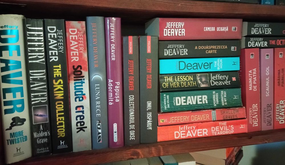 Carti Jeffery Deaver! Va rog sa cititi descrierea.