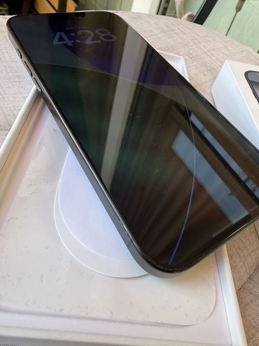 Apple Iphone 16 Pro Max 512GB/94% Battery health