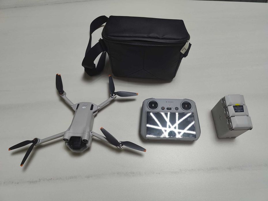 Квадрокоптер DJI Mini 3 PRO